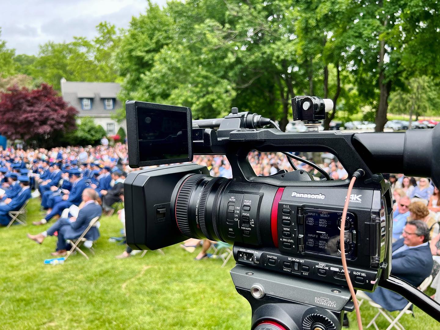 The first graduation of 2022 is here! Congratulations to the seniors of @malvernprep!